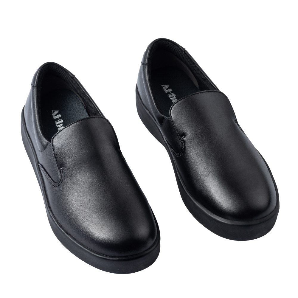 牛皮防滑廚師鞋 45度角